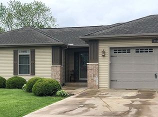 216 S Hossack St, Seneca, IL 61360