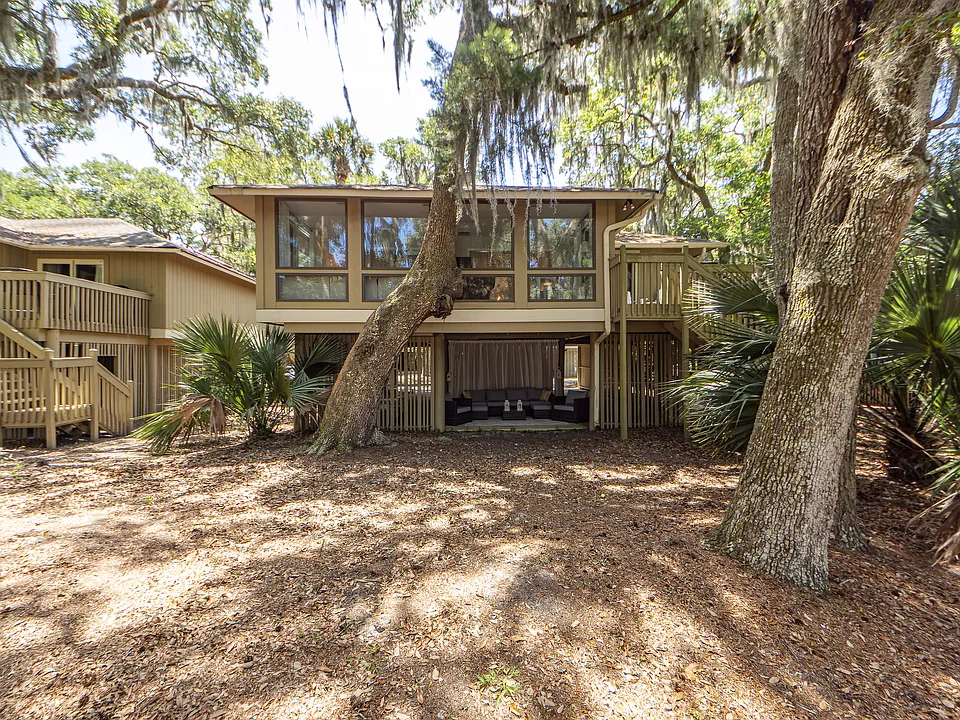 1136 Summerwind Ln