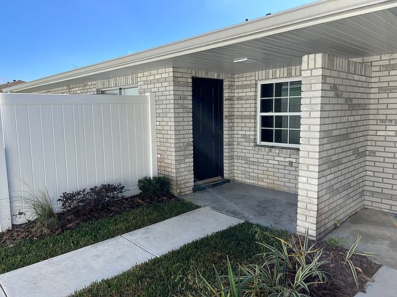 2nd image of 3106 Bloomingdale Villas Ct #3108