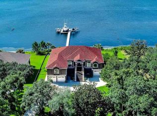 4449 Soundside Dr, Gulf Breeze, FL 32563