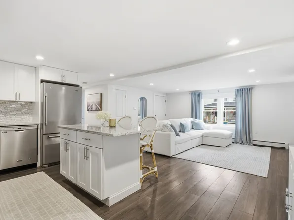 43 Sagamore Ave #1, Winthrop, MA 02152