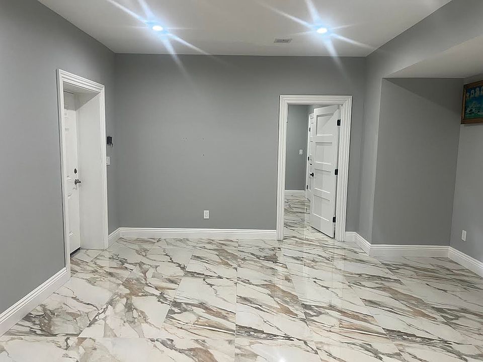 2nd image of 80 Coventry Ave