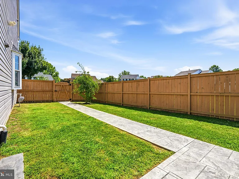 13922 Rutgers Ct — Photo 56