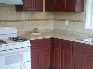 737 S 19th St, Newark, NJ 07103