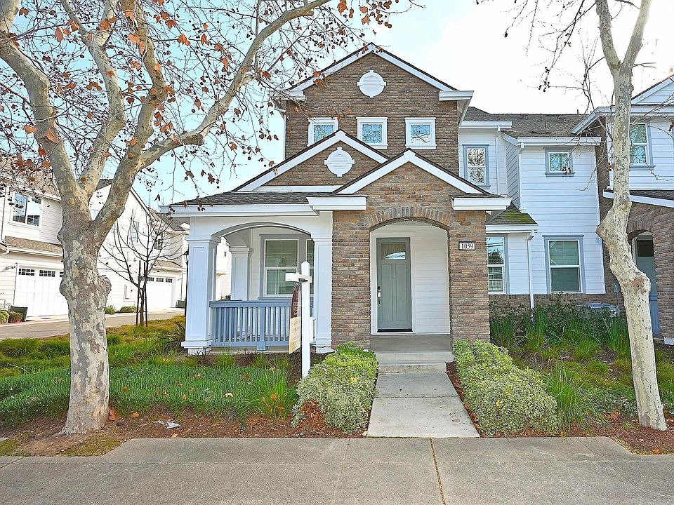 1st image of 1059 Catalina Dr