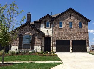 805 Sandbox Dr, Aubrey, TX 76227