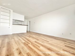 1720 Winona Blvd #203, Los Angeles, CA 90027