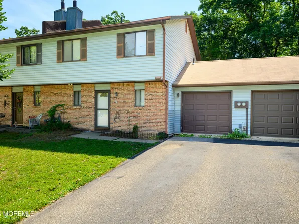 3 Wren Way #1000, Howell, NJ 07731
