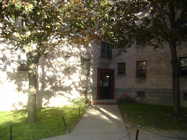 1st image of 14436 78th Ave APT 1D
