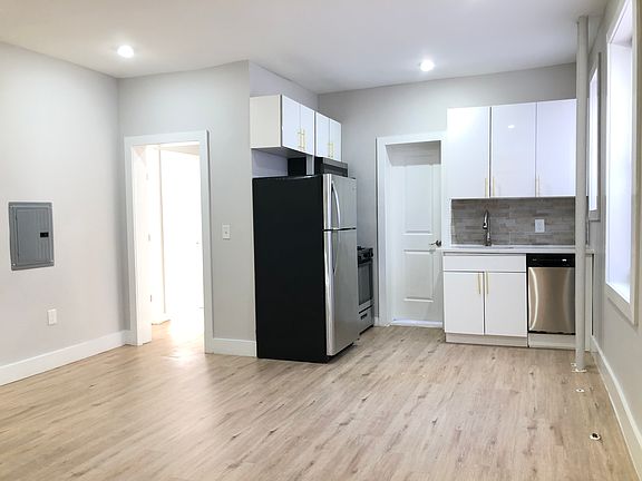2nd image of 30 Kensington Ave #31E