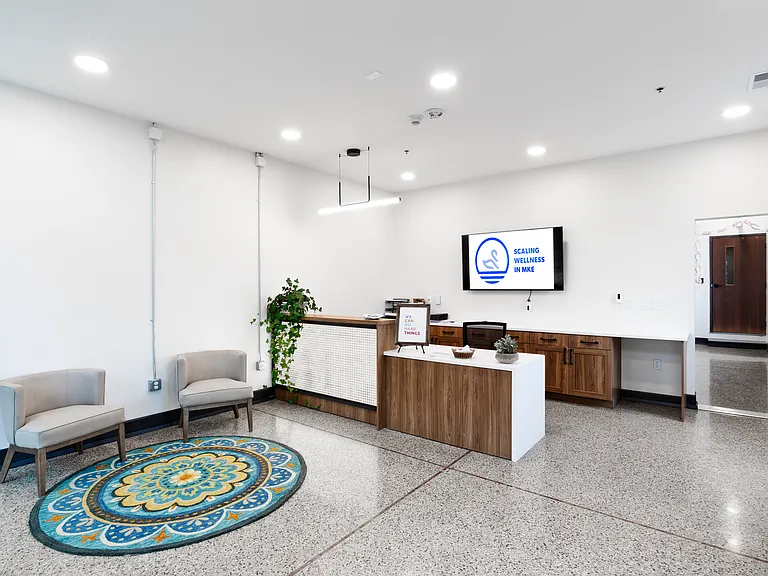 Concordia 27 Apartments - Free 1G Internet & Parking — Photo 9