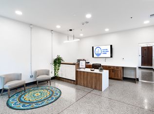 Concordia 27 Apartments - Free 1G Internet & Parking, Milwaukee, WI 53208