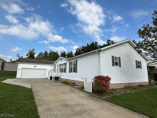 1st image of 8928 Falcon Dr