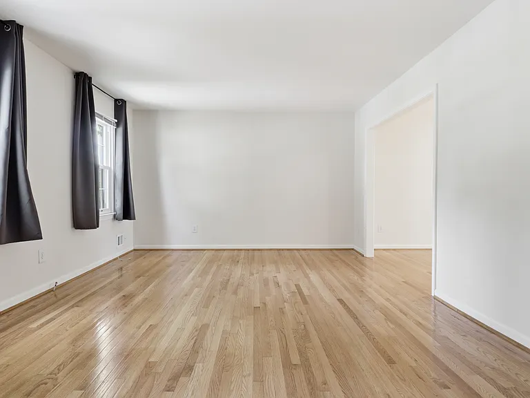 8747 Arley Dr — Photo 6