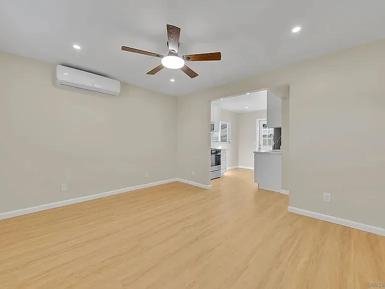 3653 Euclid Ave — Photo 5
