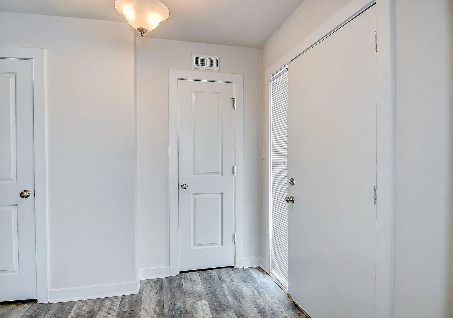 Townhouse Condo Short Distance To Virginia Beach Oceanfront — Photo 4