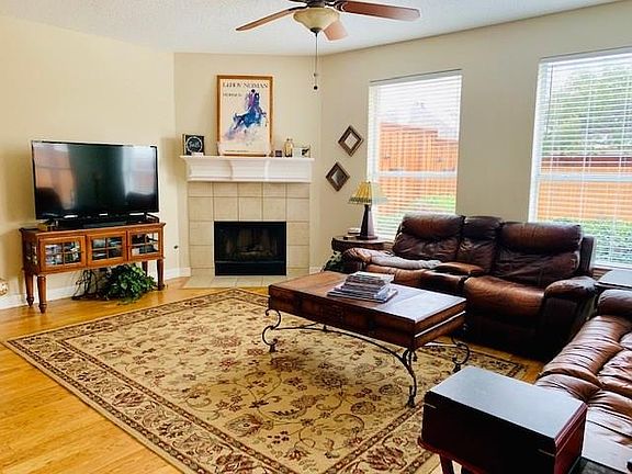 3rd image of 3202 Weeping Willow Ct