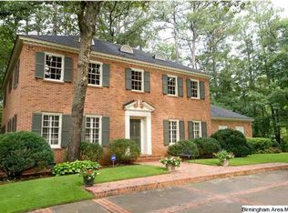 2610 Kings Ridge Dr, Vestavia, AL 35243