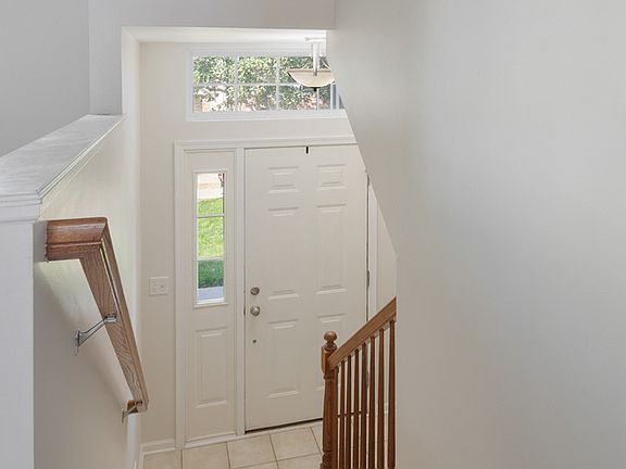 3rd image of 442 Churchill Dr Unit 442