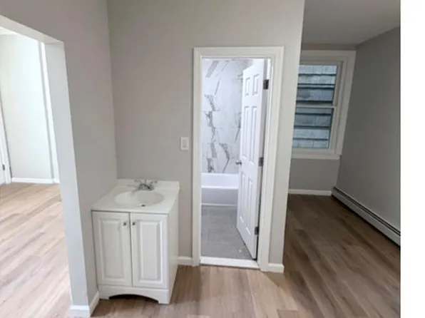 (undisclosed Address), Mount Vernon, NY 10550