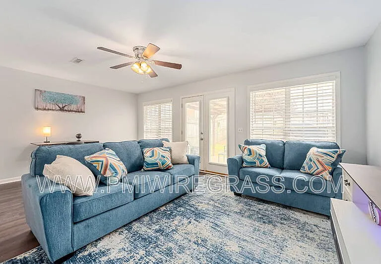 208 Foxchase Ln — Photo 6