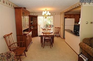 3rd image of 36629 Valleyview Dr