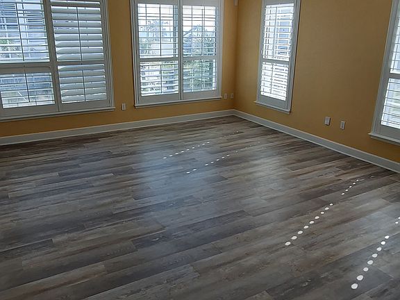 4th image of 1416 1st St S #1416