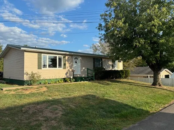 400 East St, Jackson, OH 45640