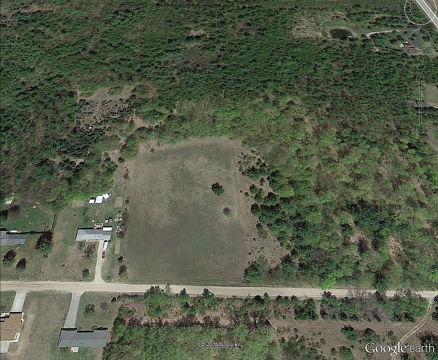 2nd image of 3144 Gilpin Rd