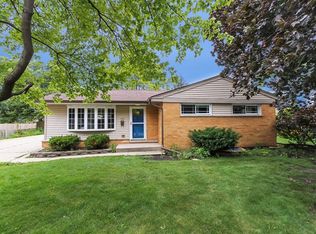 449 E Park Ave, Elmhurst, IL