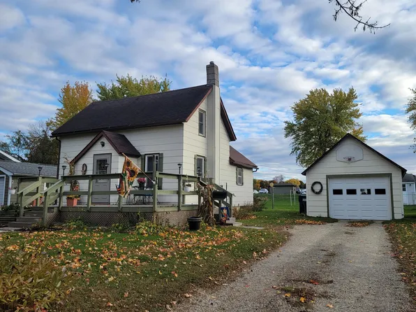 409 4th St, Kenyon, MN 55946
