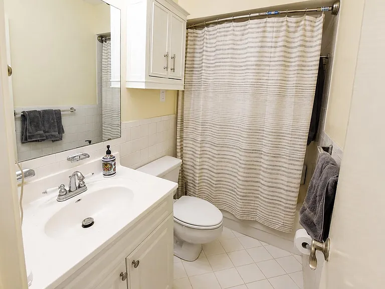 2601 Bellefontaine St #C111 — Photo 4