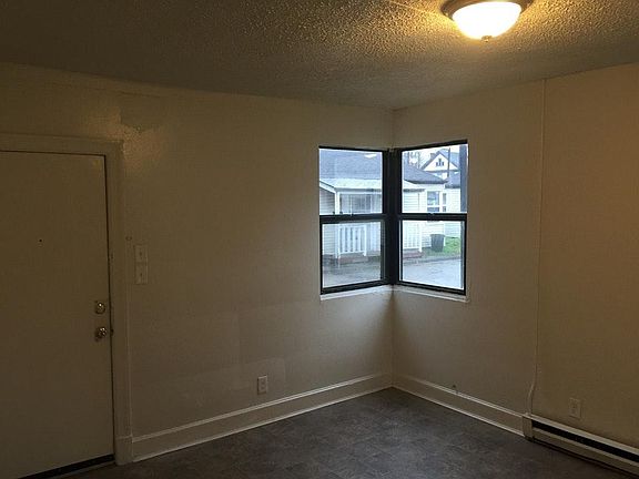 5th image of 2109 Bainbridge Blvd APT 2