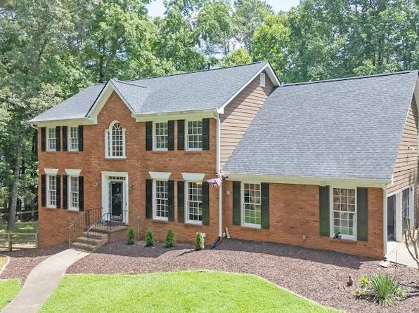 10560 Haynes Bridge Rd, Alpharetta, GA 30022