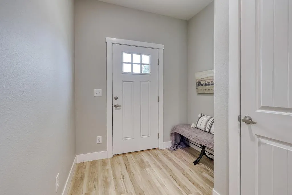 3439 S Kenser Ct — Photo 3