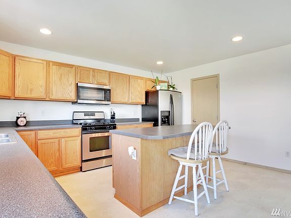 3rd image of 18401 94th Avenue Ct E