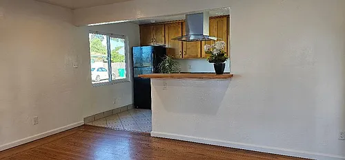 19238 Lowell Ave Photo 1