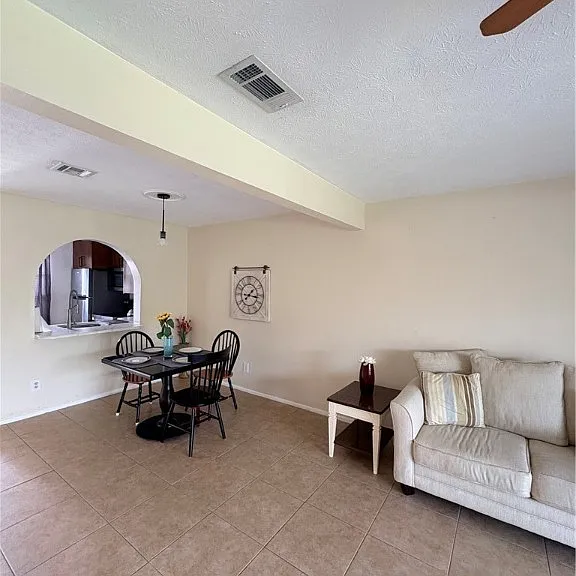 4514 SW 8th Pl #11 — Photo 3
