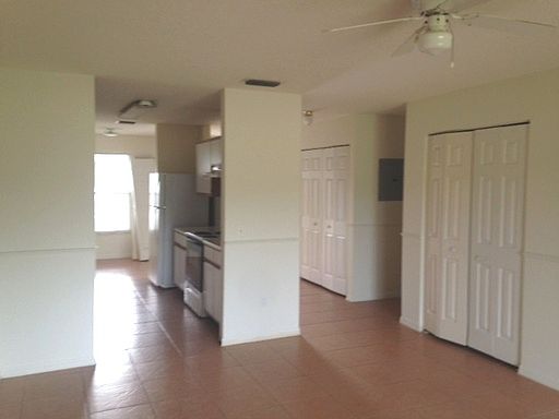 4th image of 1475 7th Ave