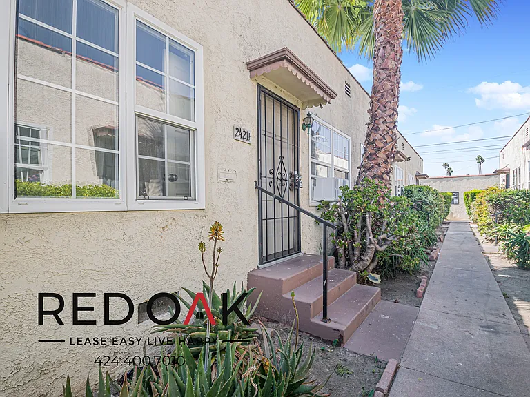 2417 W Vernon Ave #2421-1/2 — Photo 7