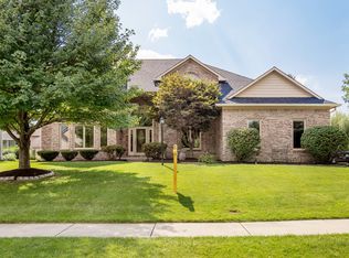 10372 Bosloe Dr, Carmel, IN 46032