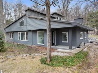 7454 Maple Terrace Ave, Traverse City, MI 49686