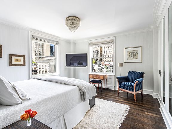 3rd image of 29 E 64th St #7A