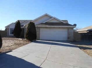 10 Locust St, Los Lunas, NM 87031