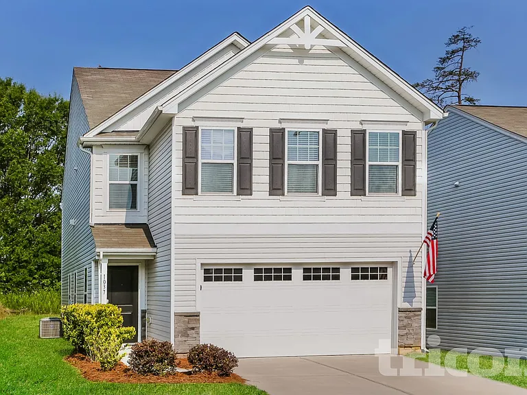 1037 Bitting Hall Cir — Photo 1