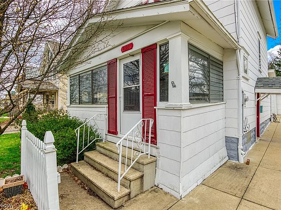4th image of 2551 6th St