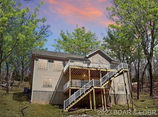 996 Grand Cove Rd, Sunrise Beach, MO 65079