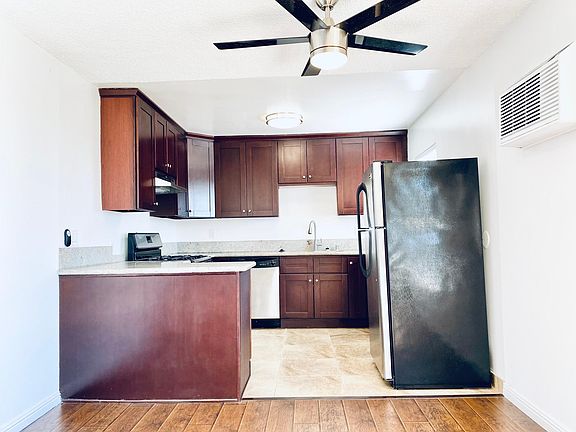 Large Open Concept Luxury Kitchen