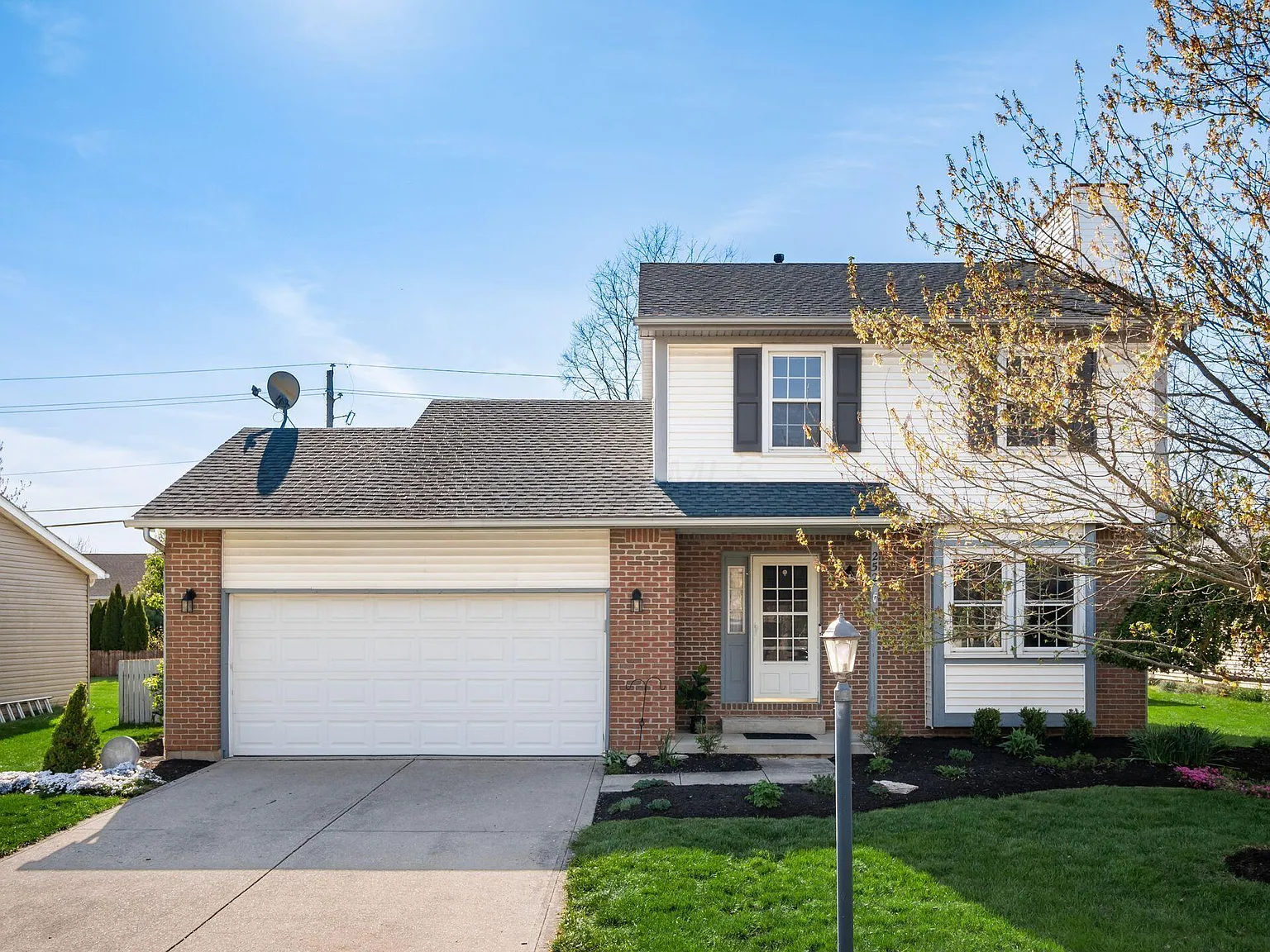 252 Leawood Dr photo 1