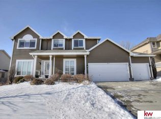 8614 S 97th St, La Vista, NE 68128